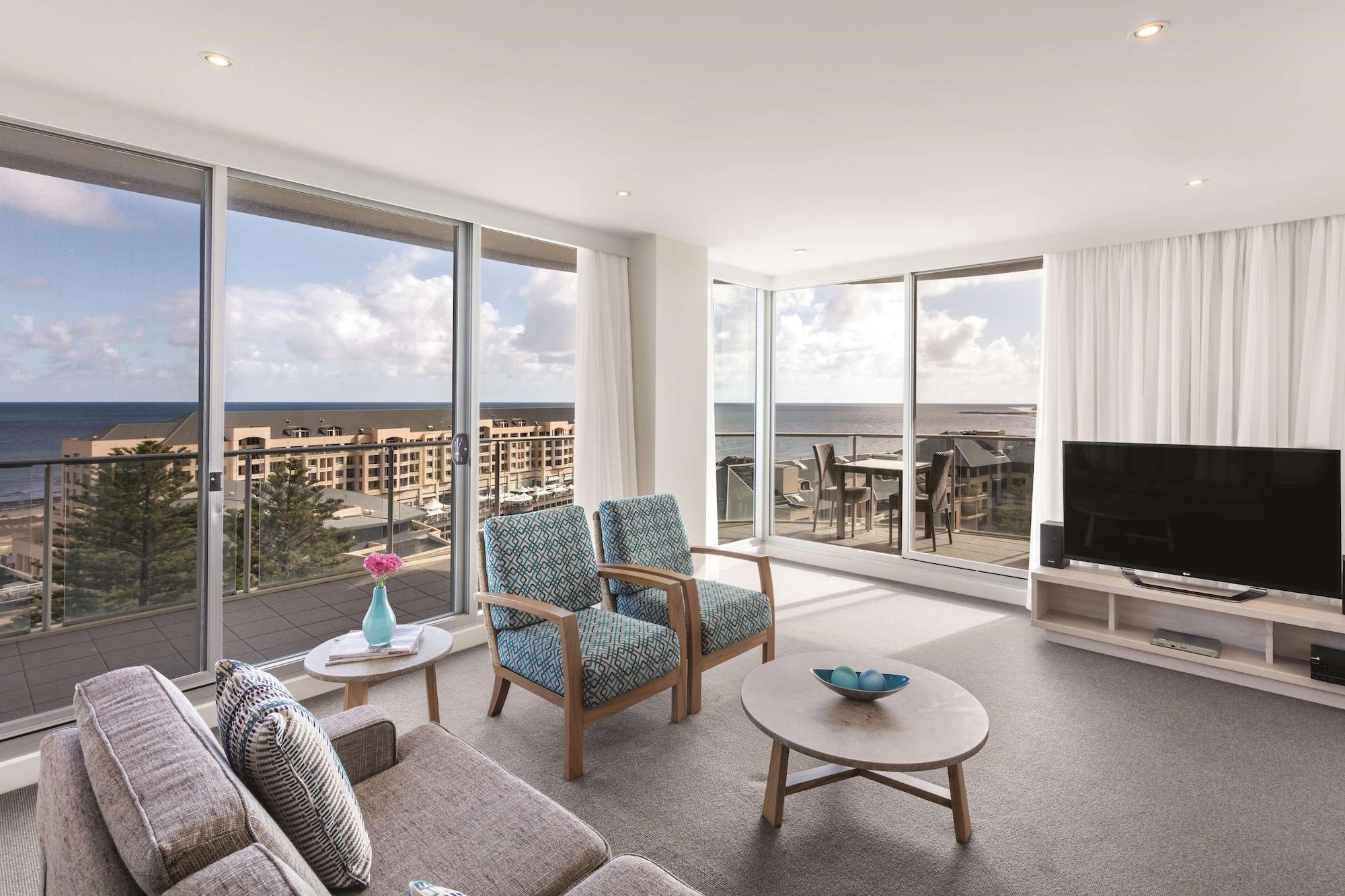 Oaks Glenelg Liberty Suites Аделаида Экстерьер фото